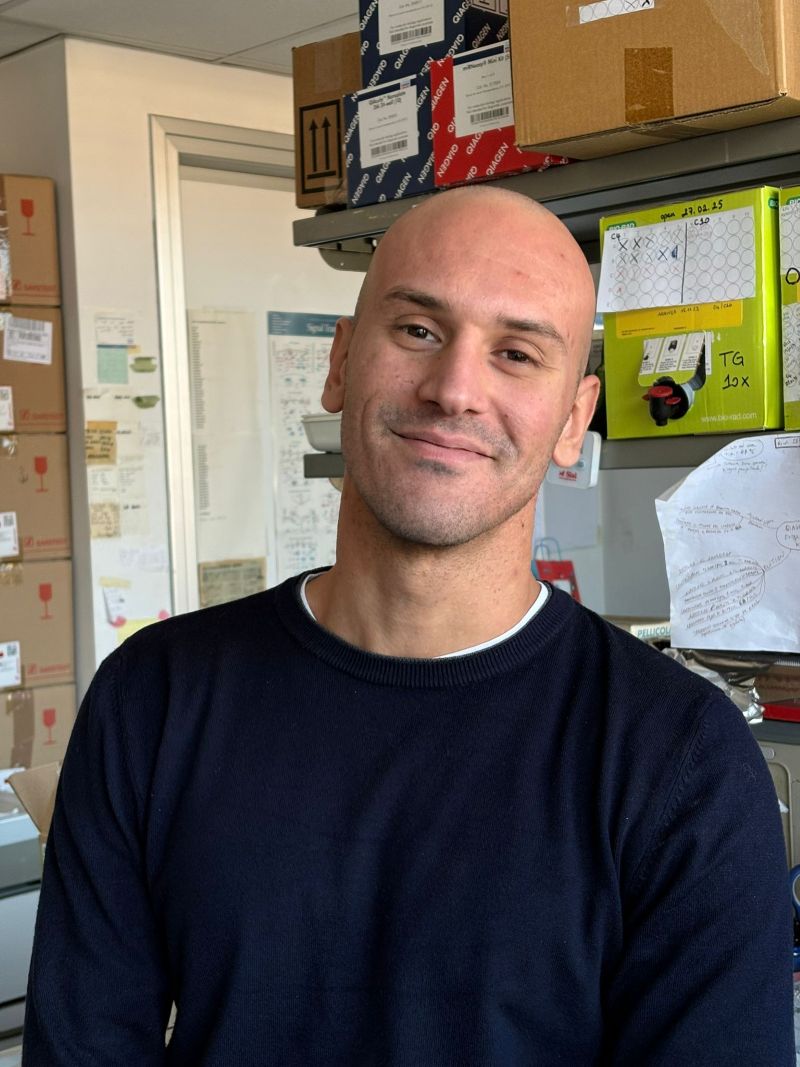Alessandro De Santis, founder of OmicsDesk